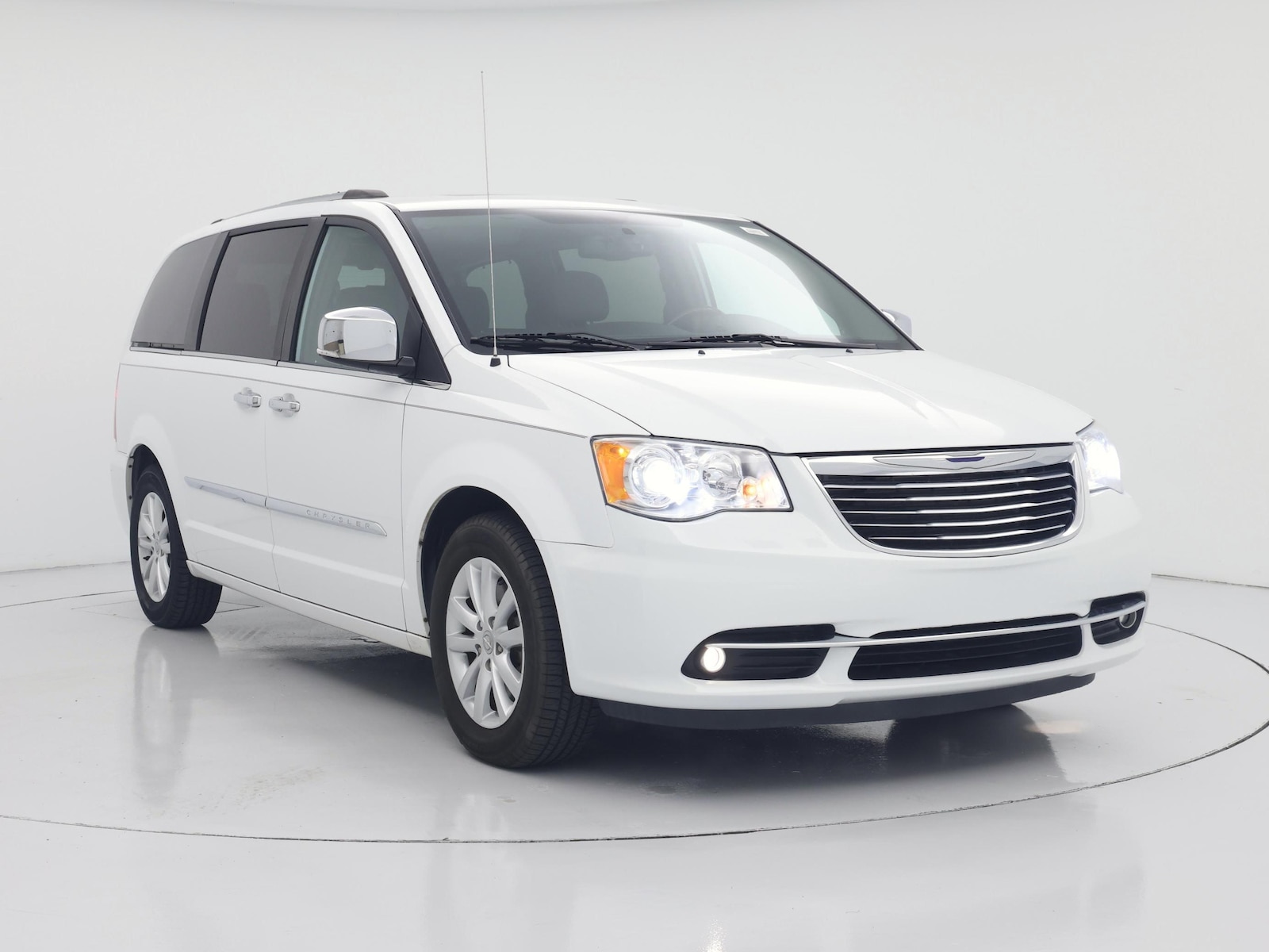 chrysler town & country 2015 2C4RC1GG7FR743180 image chrysler town & country 2015 2C4RC1GG7FR743180 image